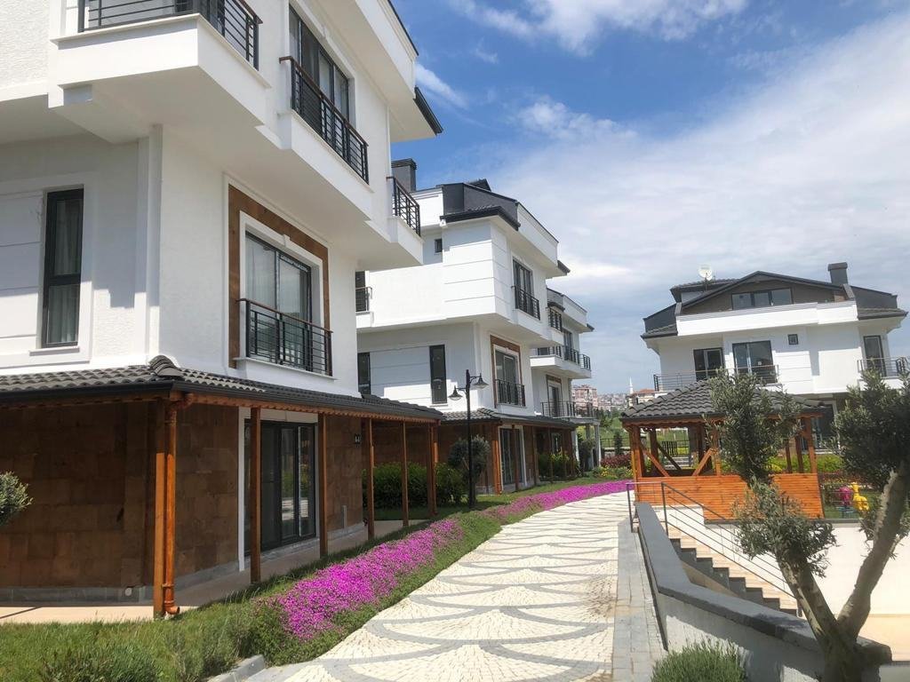 Warakosya Vadi Villaları